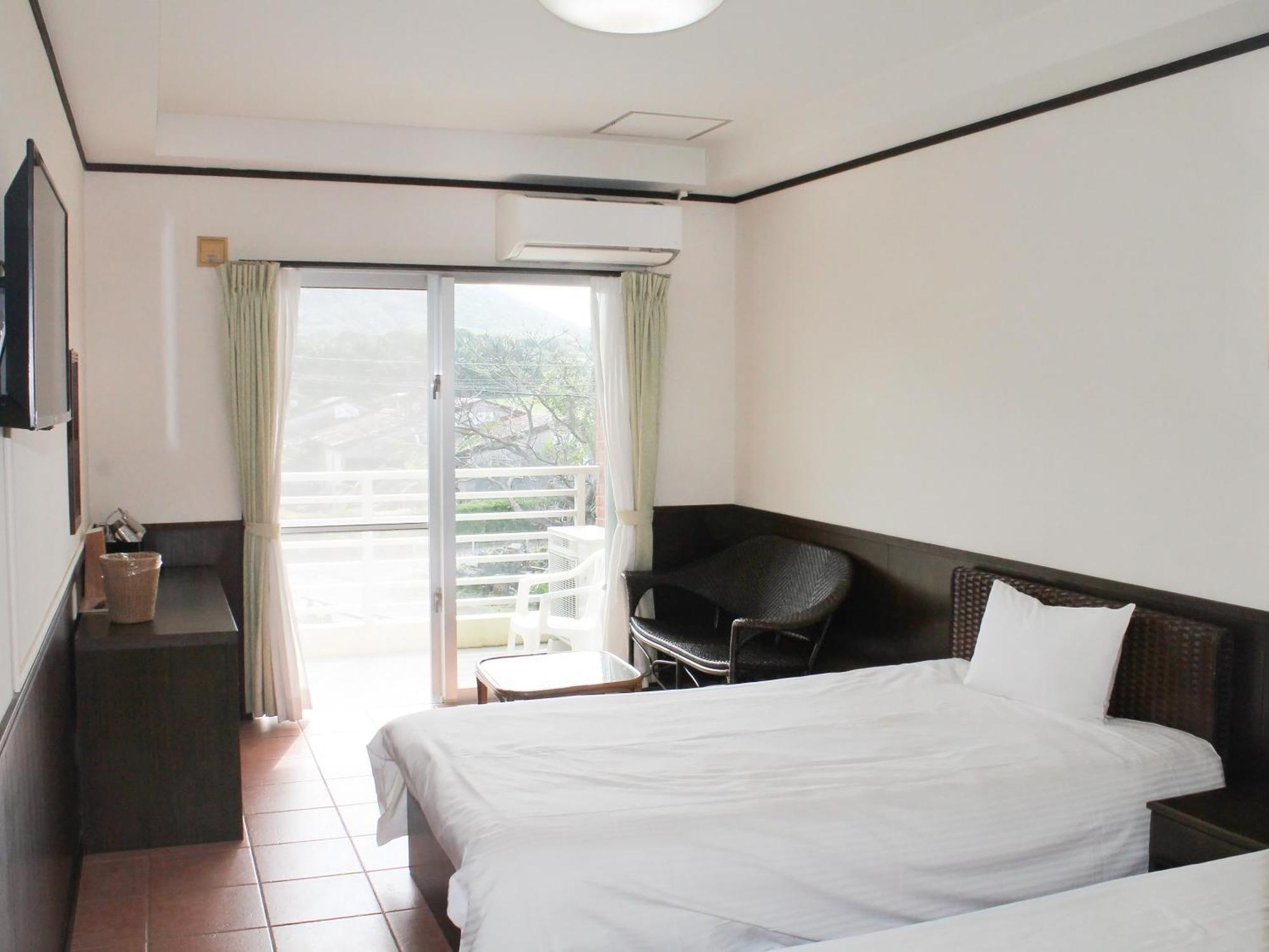 Ishigaki  Pine Shima Resort Coral Fish מראה חיצוני תמונה