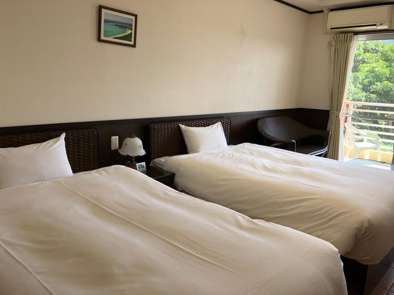 Ishigaki  Pine Shima Resort Coral Fish מראה חיצוני תמונה